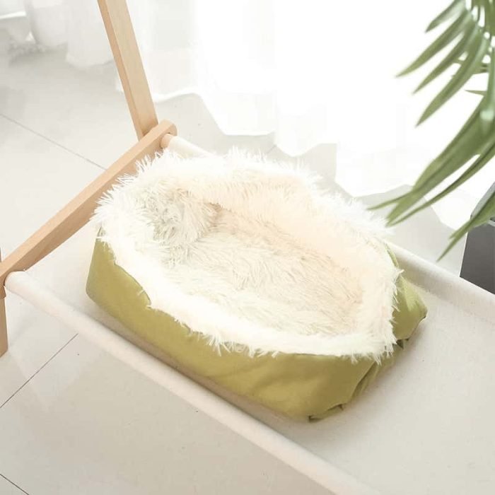 Foldable Plush Pet Mat That Transforms into a Cozy Bed